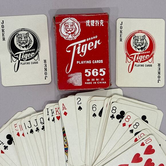 Vintage Tiger Brand 565 Playing Cards Complete Deck Red Jokers - Picture 2 of 3